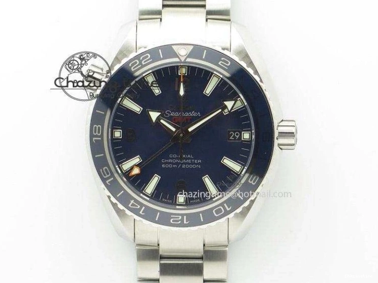 0715 UrbanChic Master Chronometer 45mm SS JHF Black Dial On SS Bracelet A 8248